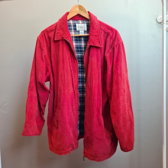 Red corduroy jacket with plaid lining - Picture 2 of 15